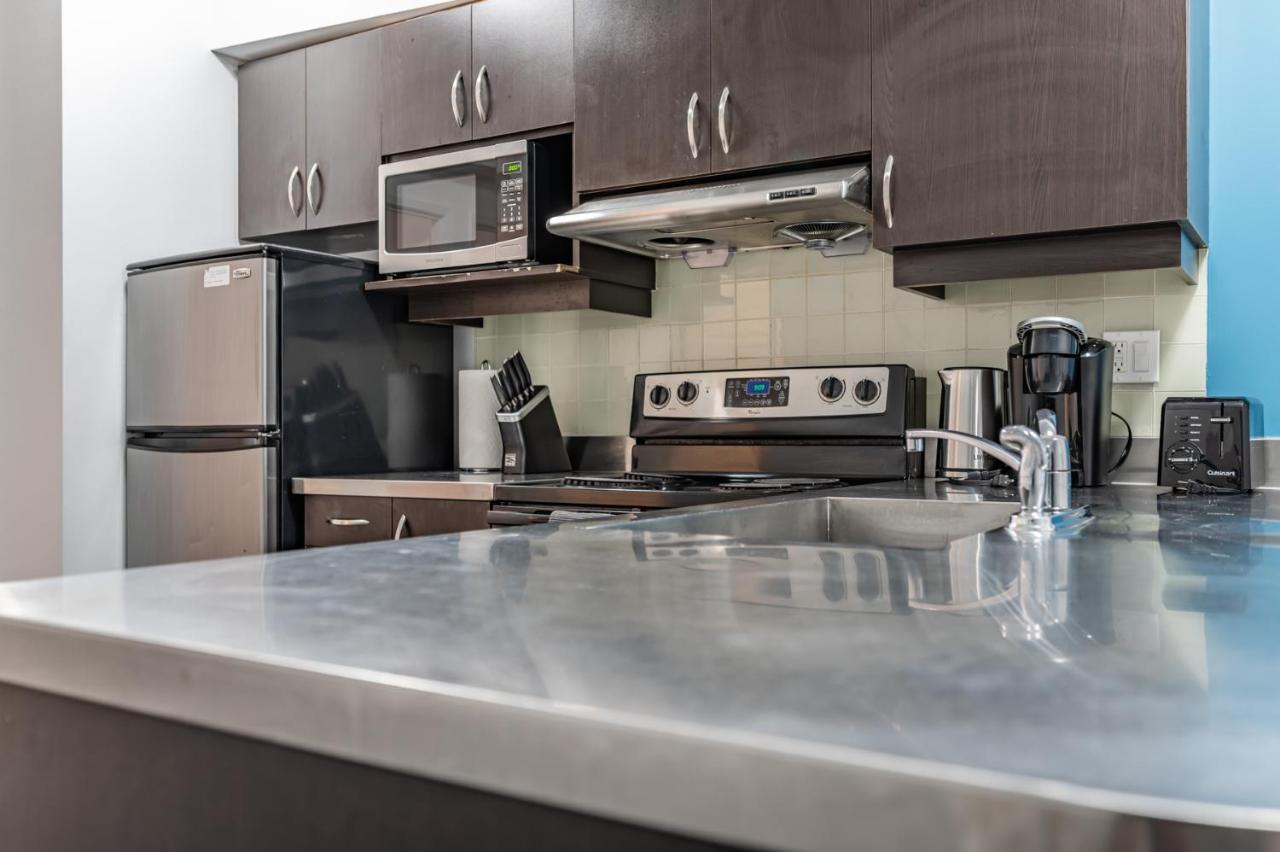 Kensington Place Apartments โตรอนโต ภายนอก รูปภาพ