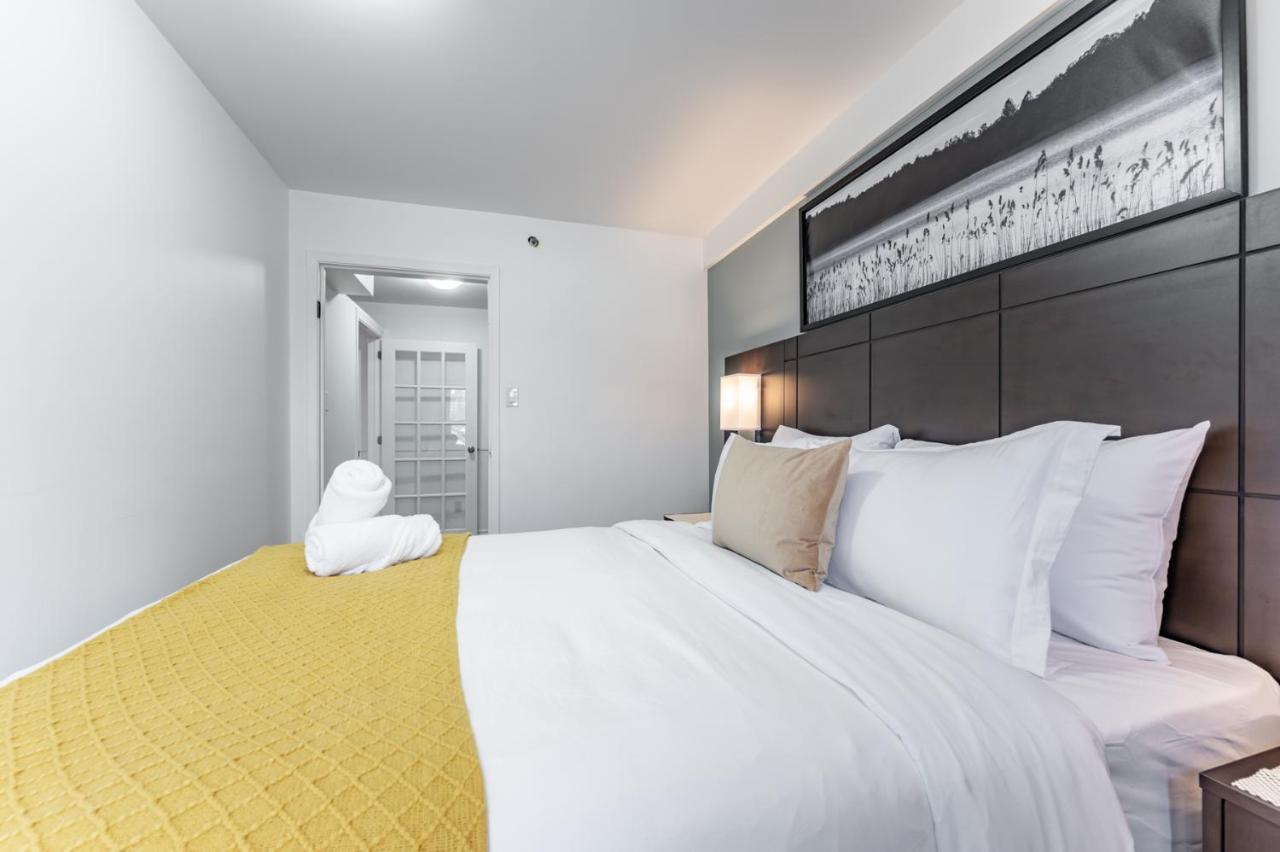 Kensington Place Apartments โตรอนโต ภายนอก รูปภาพ
