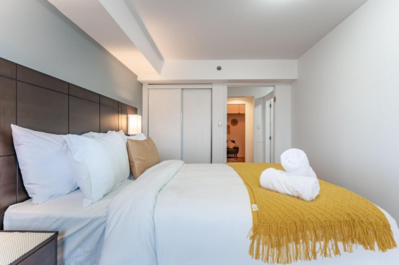 Kensington Place Apartments โตรอนโต ภายนอก รูปภาพ